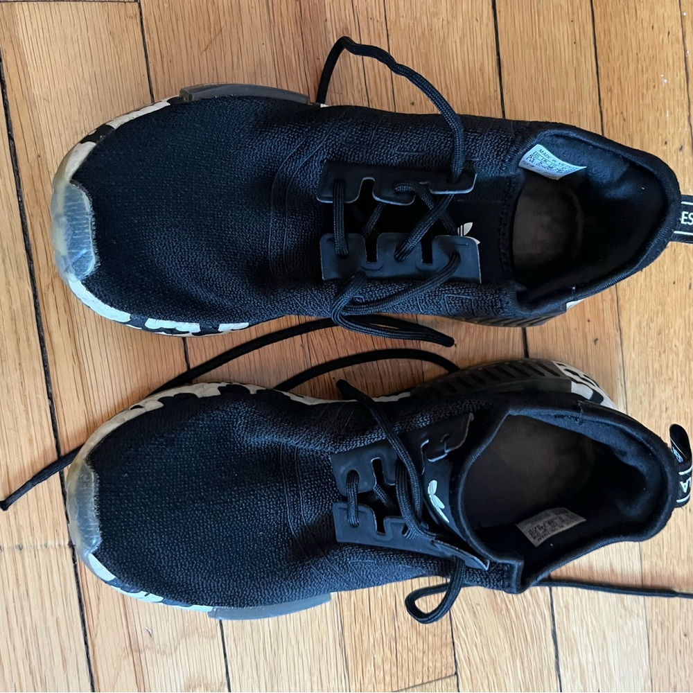 Adidas - Picture 3 of 3
